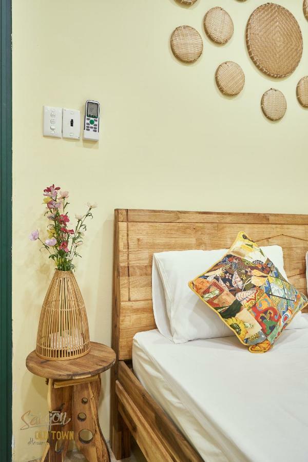 Saigon Old Town Homestay โฮจิมินห์ซิตี้ ภายนอก รูปภาพ