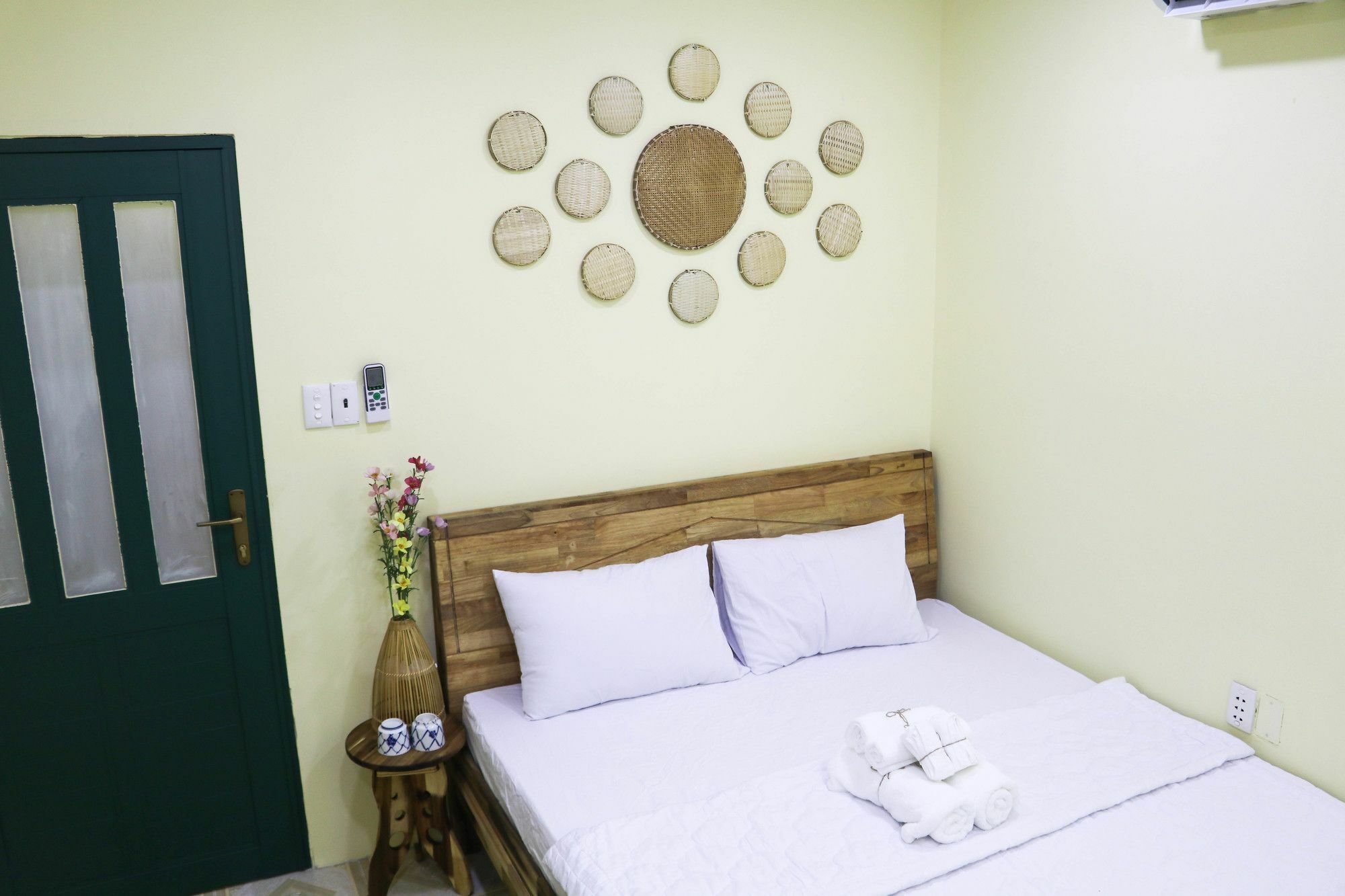 Saigon Old Town Homestay โฮจิมินห์ซิตี้ ภายนอก รูปภาพ